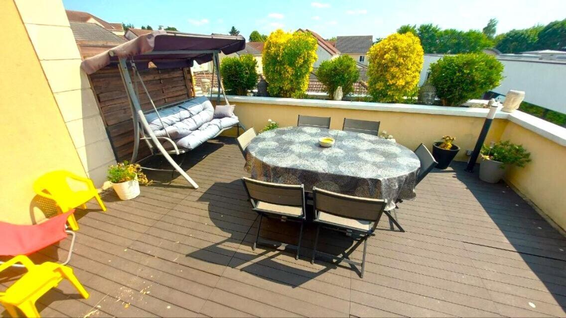 Appartement Familial Pour 6 Adultes Et 5 Enfants A 10 Min De Disney Байи-Роменвилье Экстерьер фото